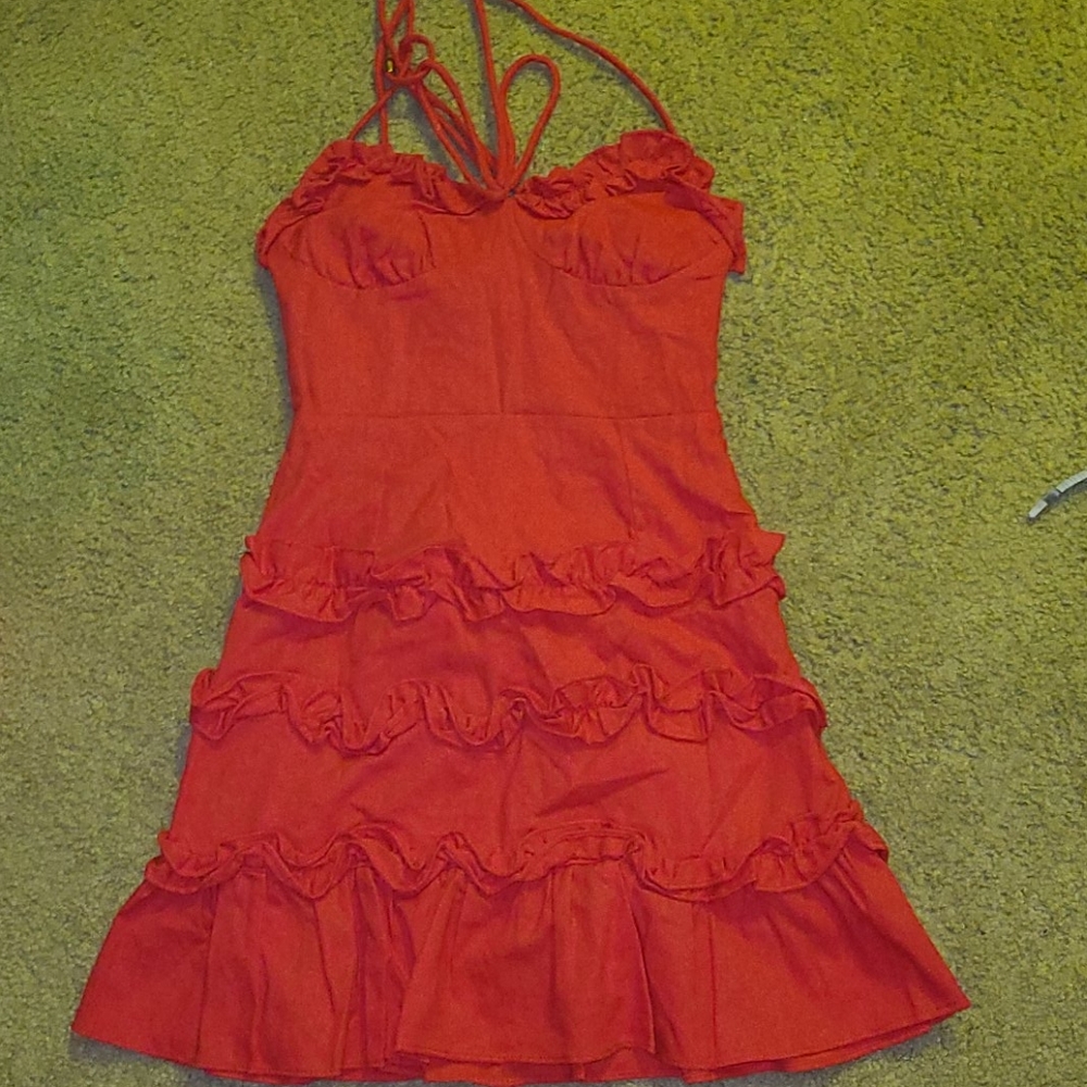 Fashionnova.com ex small red